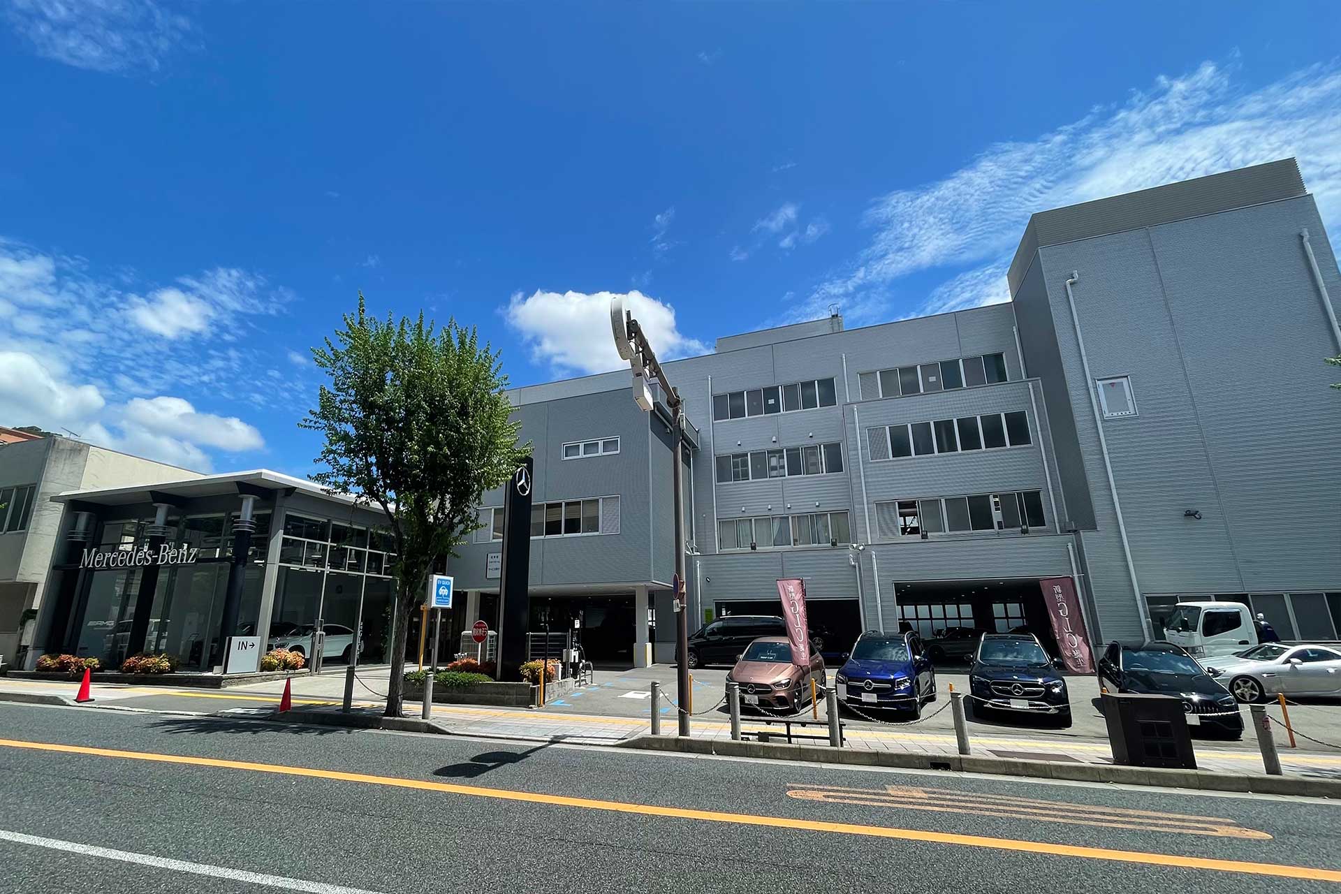 箕面店 外観全景1